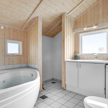 3 Bedroom Stunning In * Thisted