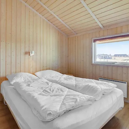 3 Bedroom Stunning In Prázdninový dům *